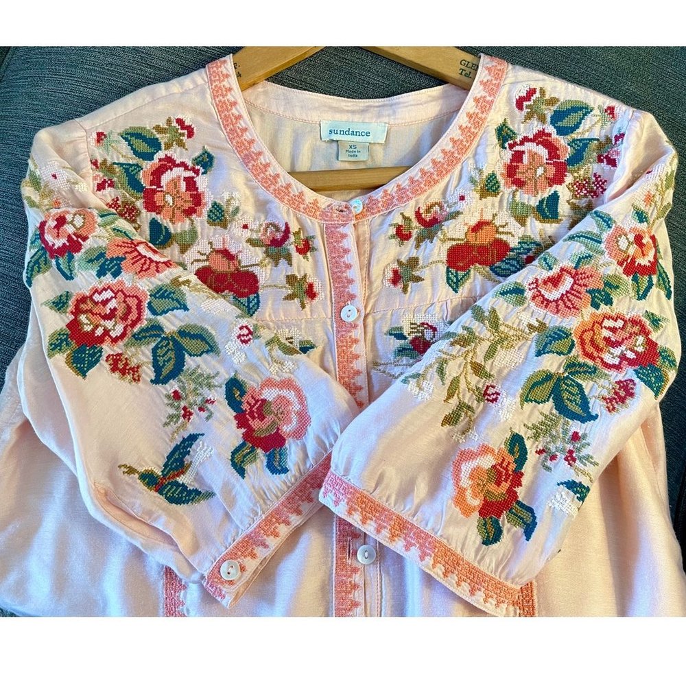 Embroidered Top ~ soft silk blend ~ floral boho ~ Sundance "Gisela"